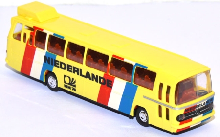 Mercedes-Benz O 302 Autobus mit Klimaanlage WM 74 Niederlande