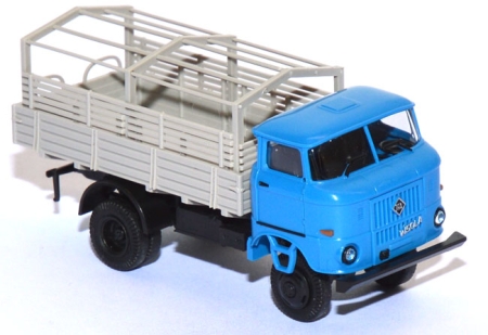 IFA W50 LA LKW Pritsche mit Sprigel blau 95224