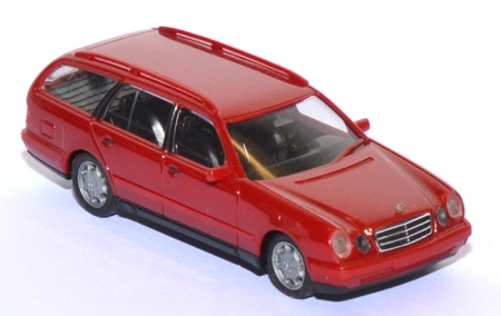 Mercedes-​Benz 300 TE Kombi weinrot