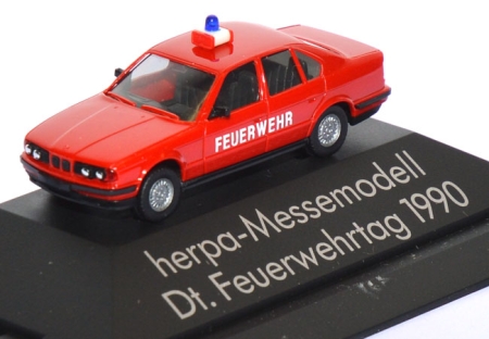 BMW 525i Feuerwehr Deutscher Feuerwehrtag 1990 rot