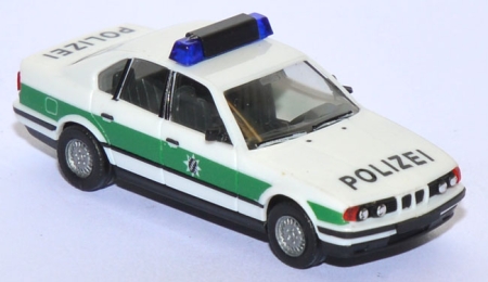 BMW 525i Polizei Bayern grün