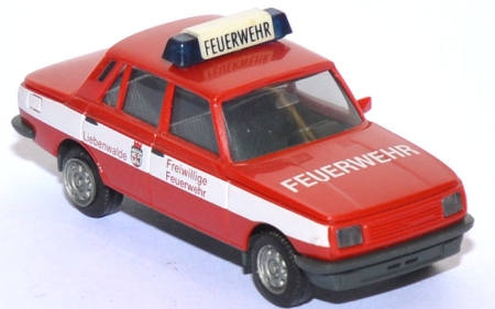 Wartburg 353 Feuerwehr Liebenwalde rot