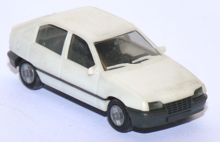 Opel Kadett E 4türig weiß