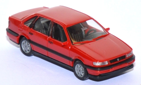 VW Pas­sat 4 Li­mou­si­ne rot