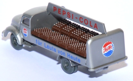 Magirus S 3500 Getränkewagen Pepsi-​Cola silber