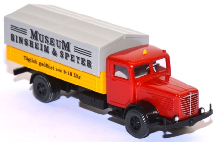 Büssing 8000 Pritschen-​​LKW Museum Sinsheim & Speyer