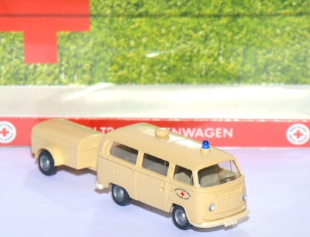 VW T2 Bus Krankentransportwagen Gespann mit Materialanhänger DRK