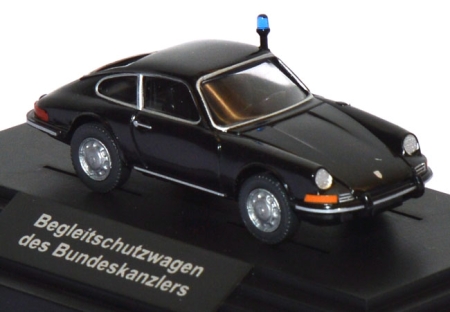 Porsche 911 Coupé - Begleitschutzwagen des Bundeskanzlers schwarz