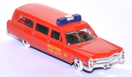 Cadillac Fleetwood Station Wagon lang 1966 NY Fire Dept.