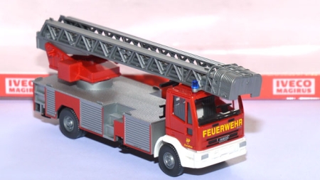 Iveco EuroFire DLK 23-12 Drehleiter Feuerwehr rot