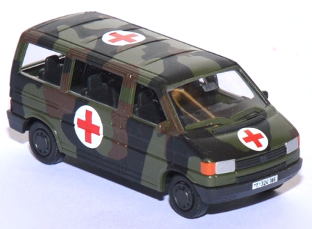 VW T4 Bus Rotes Kreuz Bundeswehr Militär tarngrün