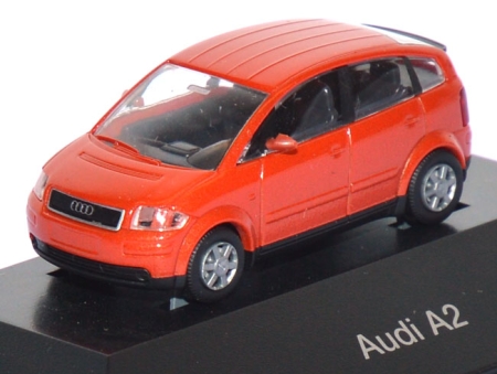 Audi A2 korallenrot