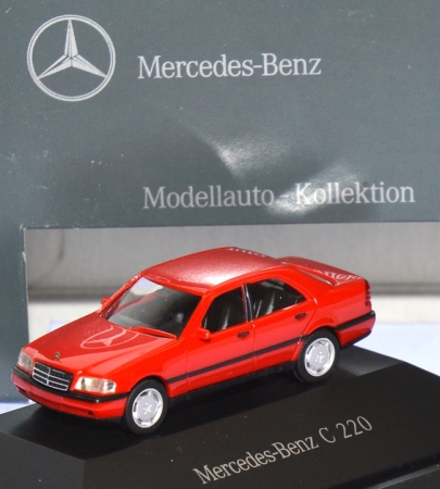 Mercedes-​Benz C 220 (W202) rot