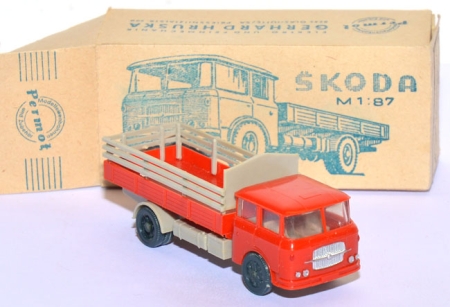 Skoda S 706 RT LKW Pritsche mit Lattenaufsatz rot