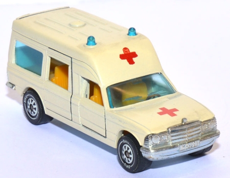Mercedes-Benz 200 Binz Krankenwagen Rotes Kreuz