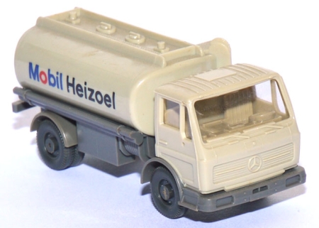 Mercedes-​​​​Benz NG 1617 Heizöl-​​​​LKW Mobil hellgelbgrau