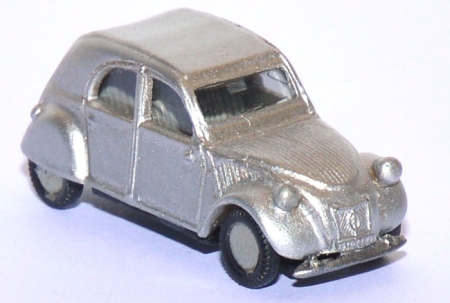 Citroen 2 CV 6 Ente silber