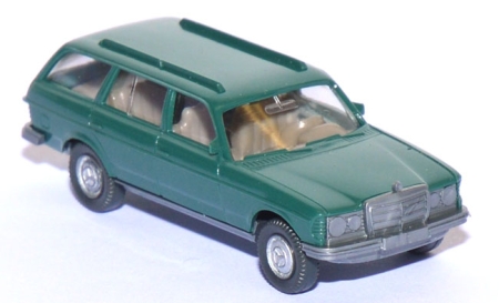Mercedes-​Benz 250 T patinagrün