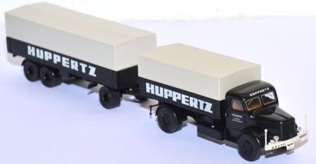 Krupp Mustang Pritschen-​​Lastzug Huppertz Köln