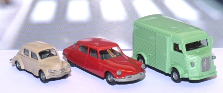 Automodelle 3x Citroen und Renault 1602