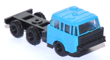 Tatra Solozugmaschine blau