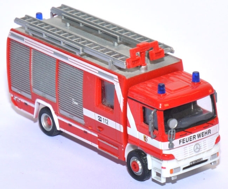 Mercedes-​Benz Actros Rüstwagen Feuerwehr Nürnberg