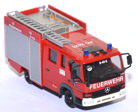 Mercedes-​Benz Atego 04 LF 10/6 Feuerwehr rot