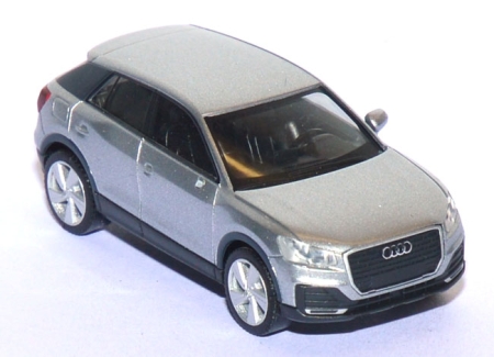 Audi Q2 silbermetallic