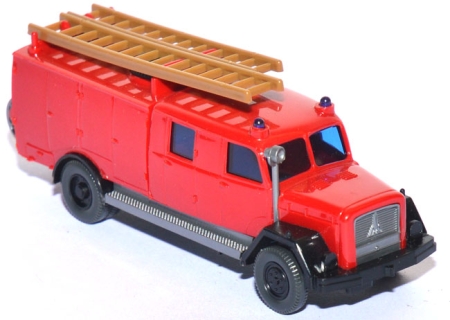 Magirus Saturn Löschwagen Feuerwehr rot