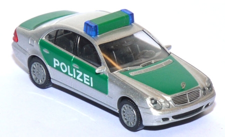 Mercedes-​​​Benz E 320 Polizei minzgrün