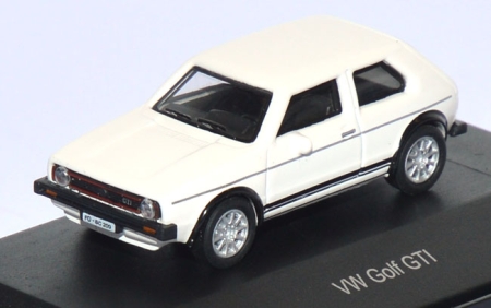 VW Golf 1 GTI weiß