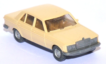 Mercedes-​Benz 240 D hellbeige