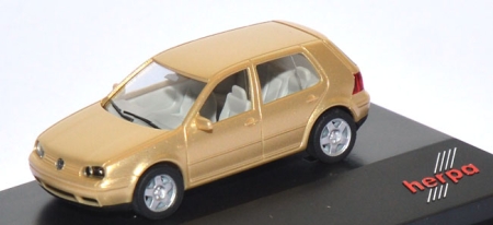 VW Golf 4 4türig goldmetallic