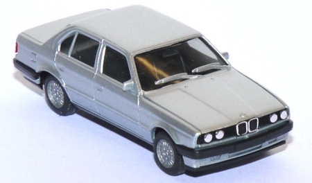 BMW 325i 4türig silber