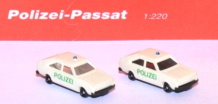 VW Passat 1 Polizei 1:220 - 2 Stück