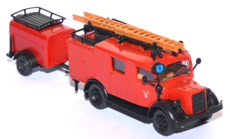 Mercedes-​​Benz L 1500 Feuerwehr S LF 8 mit Anhänger