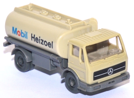 Mercedes-​​​​​Benz NG 1617 Heizöl-​​​​​LKW Mobil hellgelbgrau