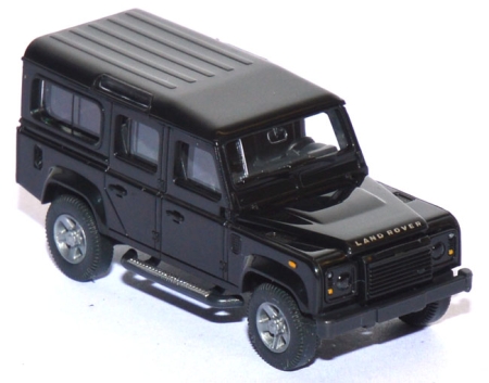 Land Rover Defender 110 schwarz