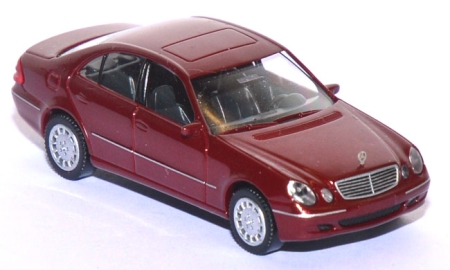 Mercedes-Benz E-Klasse titanrotmetallic