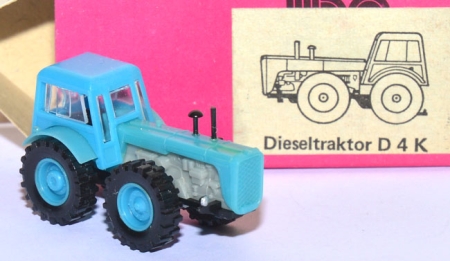 Dieseltraktor D4K hellblau
