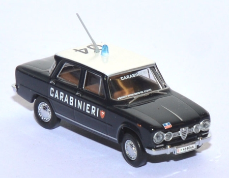 Alfa Romeo Giulia Super 1600 Carabinieri 04 Polizei