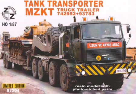 Panzertransporter Volat MZKT 742952 Schwerlastzugmaschine 8x8 mit Auflieger - Bausatz