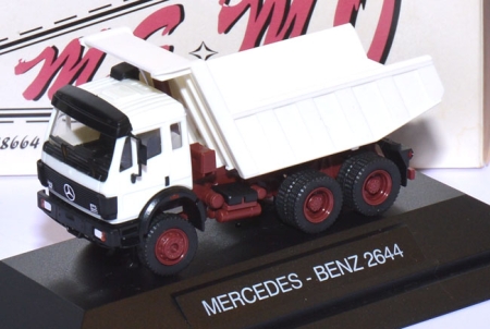 Mercedes-​Benz 2644 Muldenkipper weiß