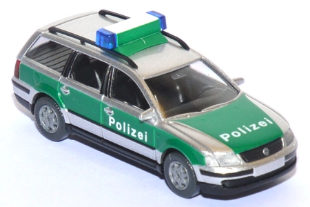 VW Passat 5 Variant Polizei minzgrün