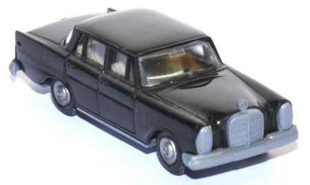 Mercedes-​​Benz 220 S schwarz