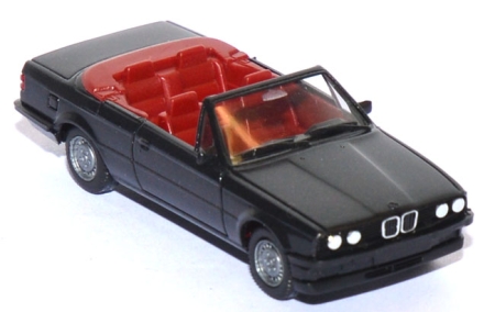 BMW 325i Cabrio schwarz