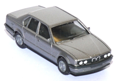 BMW 735i graumetallic