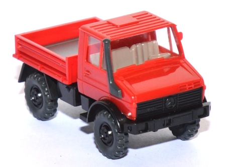 Mercedes-​Benz Unimog U 1700 rot