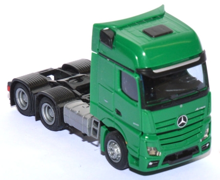 Mercedes-Benz Actros 2545 Solozugmaschine grün