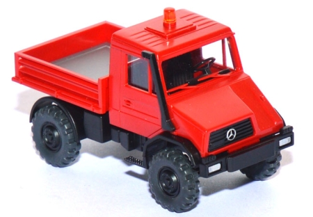 Mercedes-​Benz Unimog U 140 rot